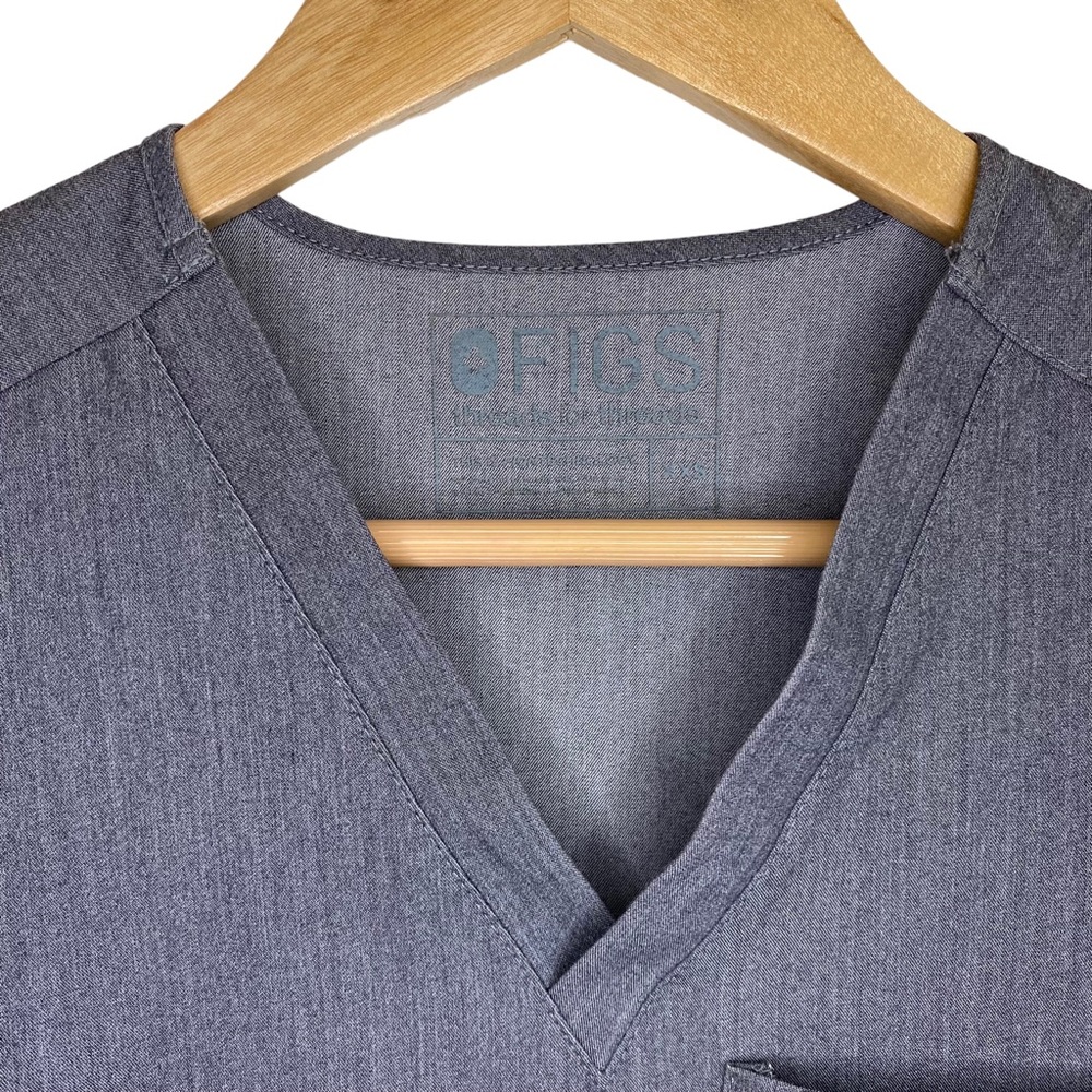 FIGS Catarina One Pocket Scrub Top XXS graphite grey - Picture 7 of 10